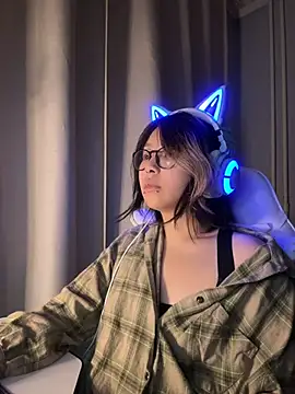 Snapshot of maydaykimmy chatting on November 20, 9:14 pm maydaykimmy online show from November 20, 9:14 pm