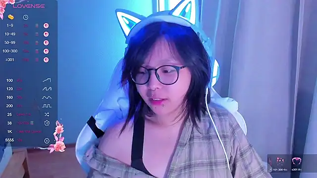 maydaykimmy online show from December 14, 11:04 am