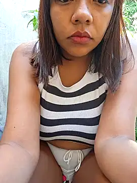 Snapshot of CanelitaPasion chatting on December 4, 8:29 pm CanelitaPasion online show from December 4, 8:29 pm