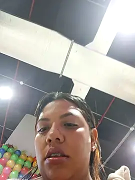 Snapshot of CanelitaPasion chatting on February 28, 8:50 pm CanelitaPasion online show from February 28, 8:50 pm