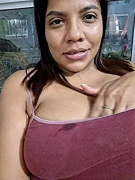 Snapshot of CanelitaPasion chatting on March 19, 11:47 pm CanelitaPasion online show from March 19, 11:47 pm