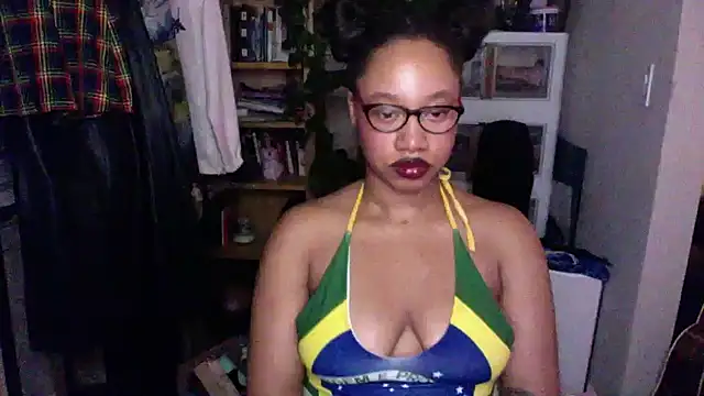 Snapshot of goddessdaisysky chatting on September 23, 3:09 am goddessdaisysky online show from September 23, 3:09 am