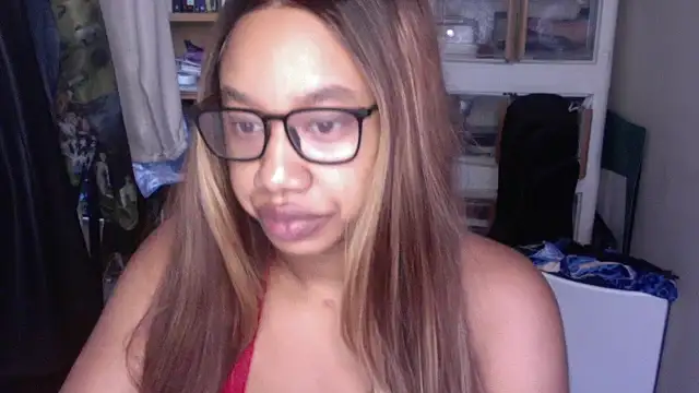 Snapshot of goddessdaisysky chatting on September 29, 2:44 pm goddessdaisysky online show from September 29, 2:44 pm