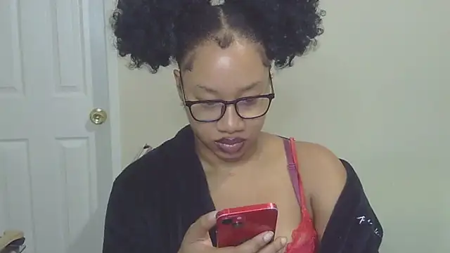 Snapshot of goddessdaisysky chatting on October 30, 4:19 pm goddessdaisysky online show from October 30, 4:19 pm