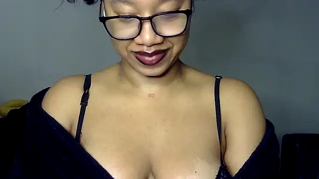 Snapshot of goddessdaisysky chatting on December 2, 8:04 pm goddessdaisysky online show from December 2, 8:04 pm