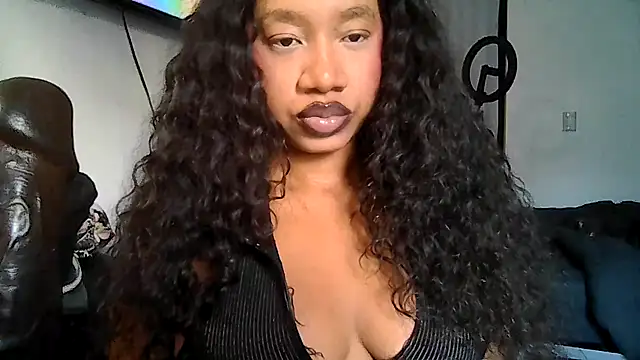 goddessdaisysky online show from April 28, 3:33 am