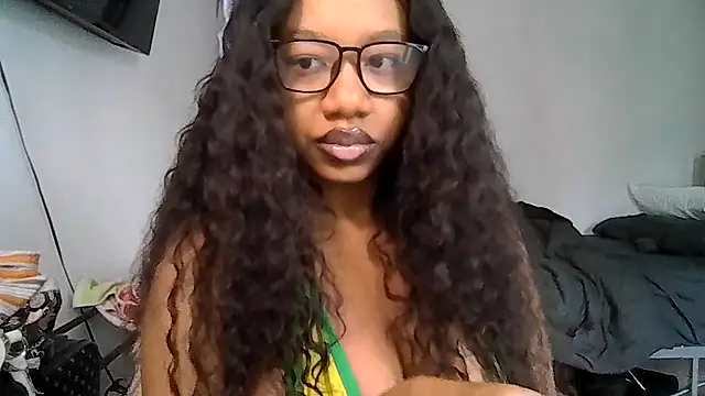 goddessdaisysky online show from May 1, 2:32 pm