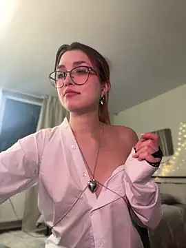 Snapshot of Evangeline_Lawrence_ chatting on March 11, 5:02 pm Evangeline Lawrence online show from March 11, 5:02 pm