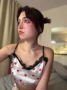 Snapshot of Evangeline_Lawrence_ chatting on March 20, 9:56 pm Evangeline Lawrence online show from March 20, 9:56 pm