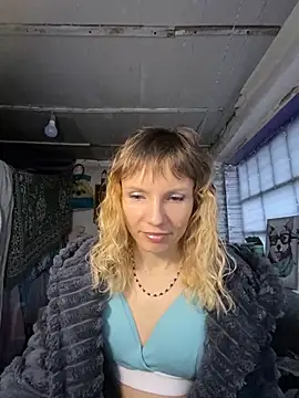 Snapshot of Anita-Smith chatting on December 9, 9:39 am Anita-Smith online show from December 9, 9:39 am