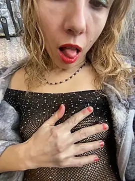 Snapshot of Anita-Smith chatting on February 12, 8:06 am Anita-Smith online show from February 12, 8:06 am