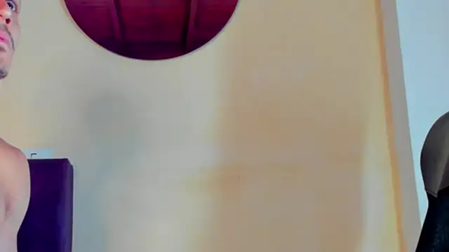 Snapshot of MikeRoss7777 chatting on June 25, 11:04 am MikeRoss7777 online show from June 25, 11:04 am
