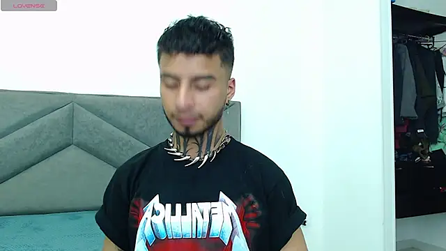 JuanCamiilo 66 online show from March 2, 3:45 am