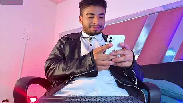 JuanCamiilo 66 online show from June 4, 1:50 pm