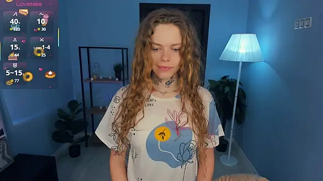 RayaNenlia online show from March 19, 5:08 am