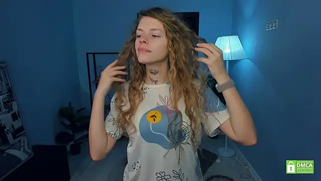 RayaNenlia online show from November 19, 5:07 am