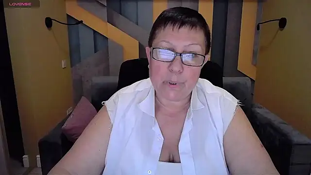 Snapshot of BarbaraTurners chatting on December 22, 9:53 pm BarbaraTurners online show from December 22, 9:53 pm