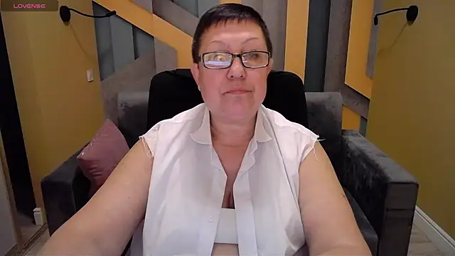 Snapshot of BarbaraTurners chatting on December 24, 12:22 am BarbaraTurners online show from December 24, 12:22 am