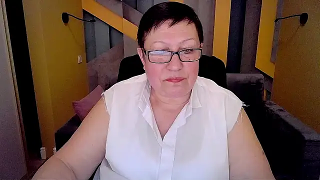 Snapshot of BarbaraTurners chatting on February 9, 6:26 pm BarbaraTurners online show from February 9, 6:26 pm
