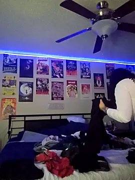 Snapshot of honeeyyy_pot chatting on September 17, 4:41 pm honeeyyy pot online show from September 17, 4:41 pm