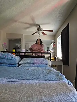 honeeyyy pot online show from December 20, 8:27 pm