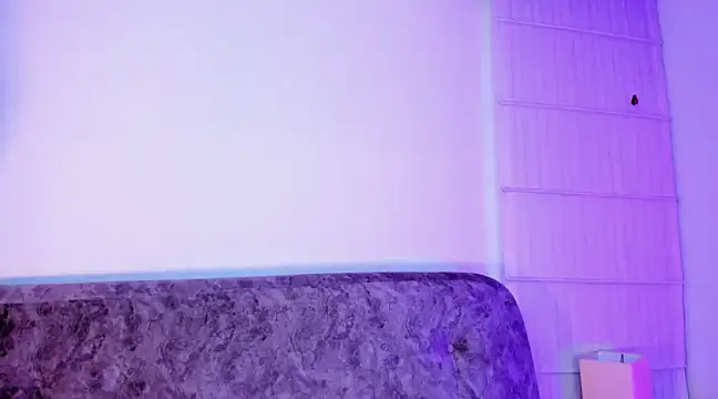 Snapshot of summer_holiday chatting on January 7, 5:12 am summer holiday online show from January 7, 5:12 am