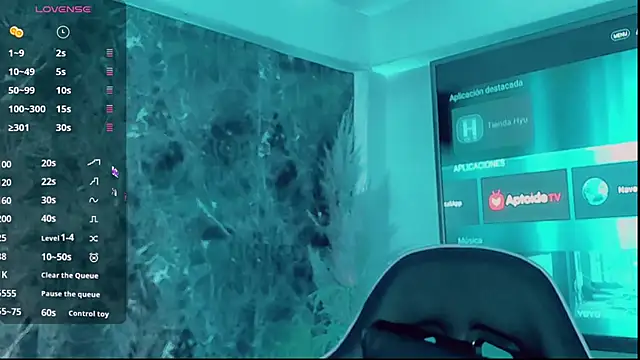 Emmaa Saenz  online show from November 17, 8:47 pm