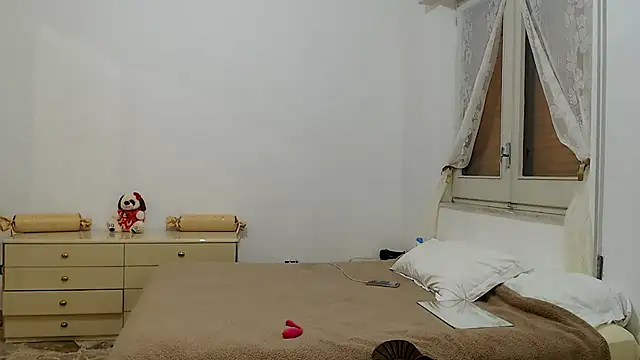 Snapshot of ZajiraShane chatting on November 21, 3:33 pm ZajiraShane online show from November 21, 3:33 pm