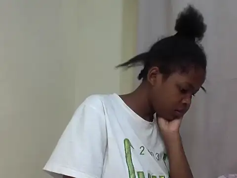 queen-sasha online show from March 14, 7:47 am