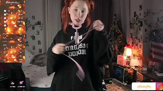 Snapshot of CallMeEffy1 chatting on January 5, 4:38 pm CallMeEffy1 online show from January 5, 4:38 pm