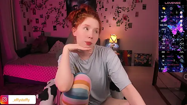 Snapshot of CallMeEffy1 chatting on January 28, 9:19 pm CallMeEffy1 online show from January 28, 9:19 pm