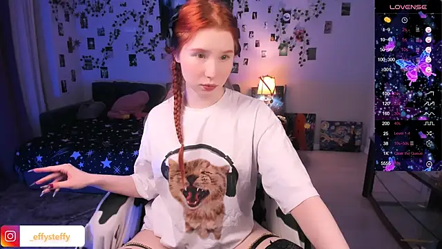 Snapshot of CallMeEffy1 chatting on February 6, 5:30 pm CallMeEffy1 online show from February 6, 5:30 pm