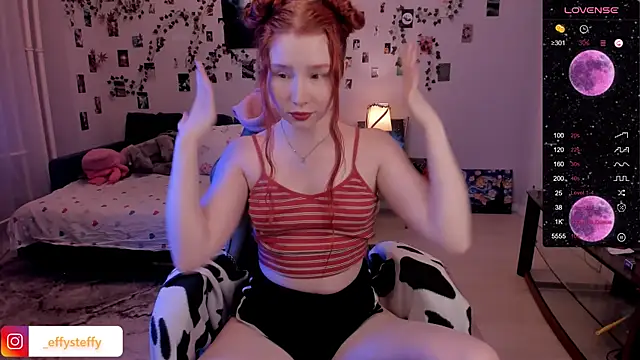 Snapshot of CallMeEffy1 chatting on March 14, 6:53 am CallMeEffy1 online show from March 14, 6:53 am