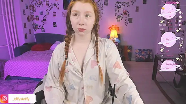 Snapshot of CallMeEffy1 chatting on September 14, 4:06 pm CallMeEffy1 online show from September 14, 4:06 pm