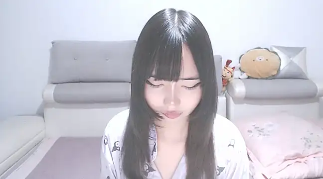 Snapshot of your_angela chatting on February 20, 12:36 pm your angela online show from February 20, 12:36 pm