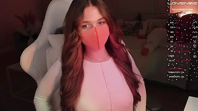 Frau Lina online show from December 12, 5:37 pm