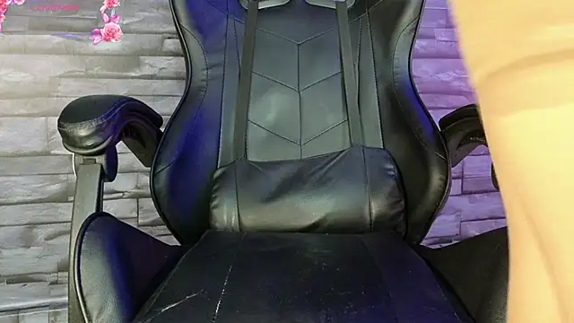 Rose baker  online show from January 9, 3:23 pm