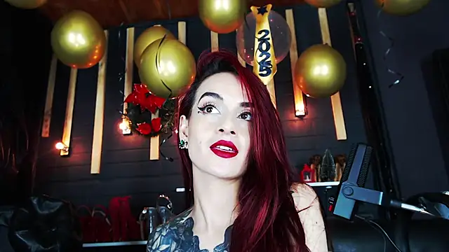 Snapshot of Liilith_goddess_ chatting on December 31, 11:09 am Liilith goddess online show from December 31, 11:09 am