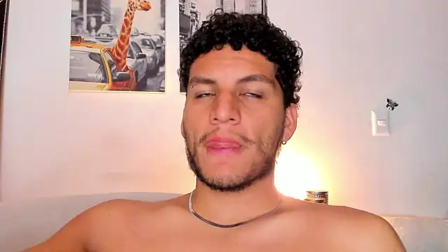 Snapshot of Curlblue chatting on February 13, 5:16 am Curlblue online show from February 13, 5:16 am