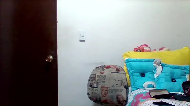 Snapshot of Alisson_brand chatting on January 24, 12:52 pm Alisson brand online show from January 24, 12:52 pm