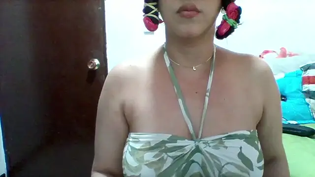 Snapshot of Alisson_brand chatting on February 21, 3:10 pm Alisson brand online show from February 21, 3:10 pm