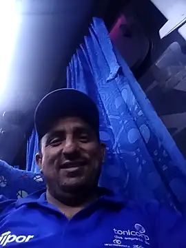 Snapshot of peloton10 chatting on March 5, 11:56 pm peloton10 online show from March 5, 11:56 pm