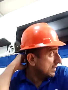 Snapshot of peloton10 chatting on March 6, 4:14 pm peloton10 online show from March 6, 4:14 pm