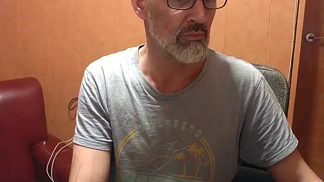 Lia Y PatrickX online show from October 25, 2:41 am