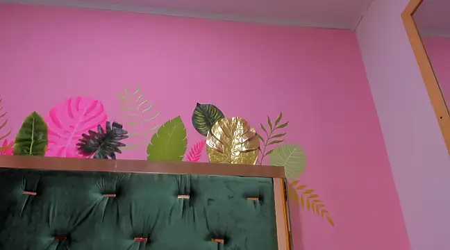 Snapshot of Hellen__4master chatting on February 19, 1:50 pm Hellen 4master online show from February 19, 1:50 pm