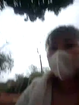 Snapshot of zizi_public chatting on January 30, 10:50 am zizi public online show from January 30, 10:50 am