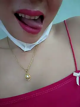 Snapshot of zizi_public chatting on March 18, 1:09 pm zizi public online show from March 18, 1:09 pm