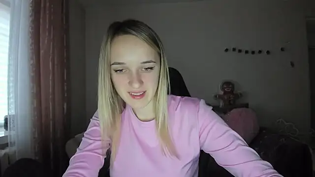 Snapshot of RouseReed chatting on November 20, 7:30 am RouseReed online show from November 20, 7:30 am