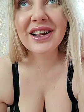 LadyLolyPop  online show from March 10, 4:17 am