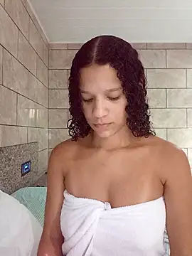 By Aninha online show from April 22, 6:20 pm